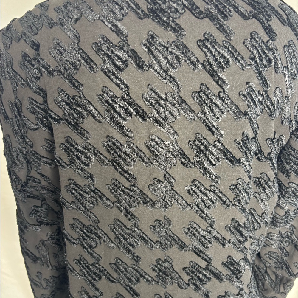 Akris Textured Black 100% silk jacket - Picture 8 of 11
